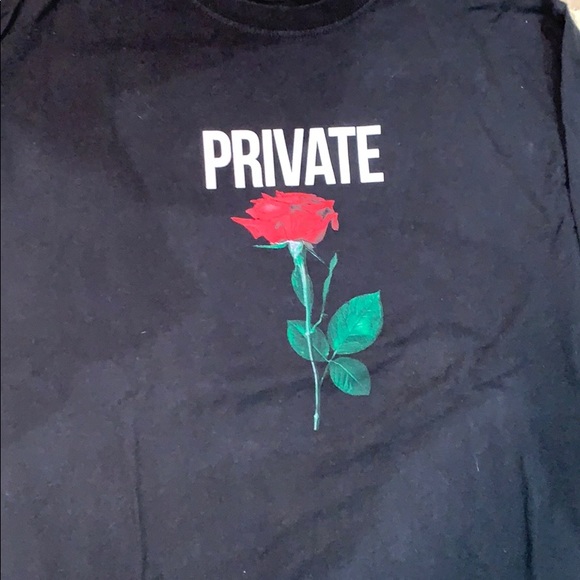 Black Forever 21 MENS Long Sleeve 'PRIVATE' w/Rose - Picture 3 of 4